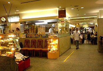 070522_阪神百貨店フードテリア