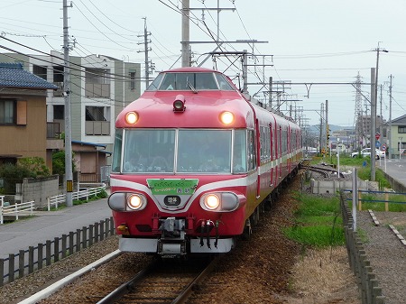090809_名鉄7000系パノラマカー・桜町前駅