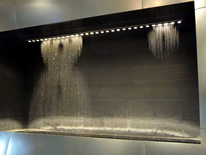 111122_大阪ステーションシティ・水の時計