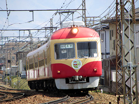 120330_長野電鉄2000系・信濃吉田−朝陽間