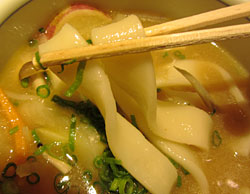 121012_ごはん処やよい軒「とり天とだんご汁の定食」